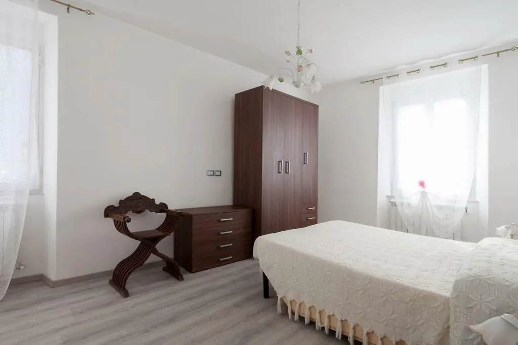 Holiday home Casa Sterinella Villa Follo Alto Italy
