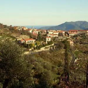 Il Glicine E La Lucerna Ranzo-Borgo